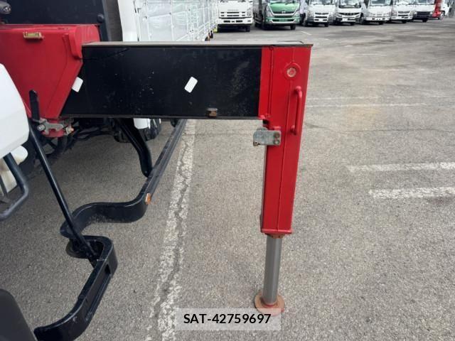 Isuzu FORWARD 2019-10 4638992-17
