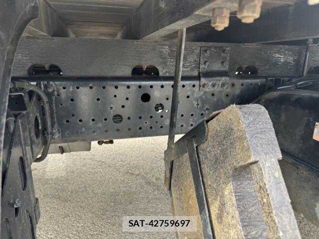 Isuzu FORWARD 2019-10 4638992-24