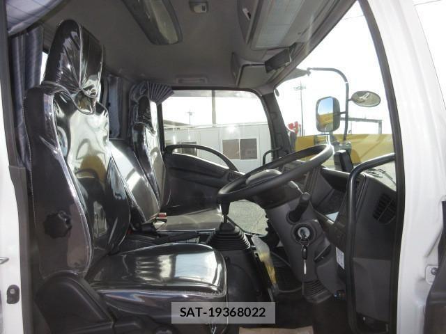 Isuzu FORWARD 2025-01 4638990-23