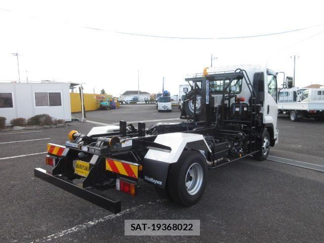 Isuzu FORWARD 2025-01 4638990-3