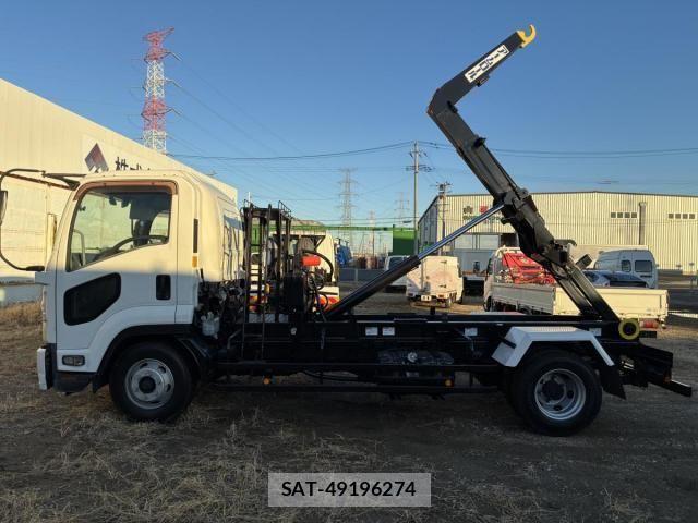 Isuzu FORWARD 2012-04 4638997-5