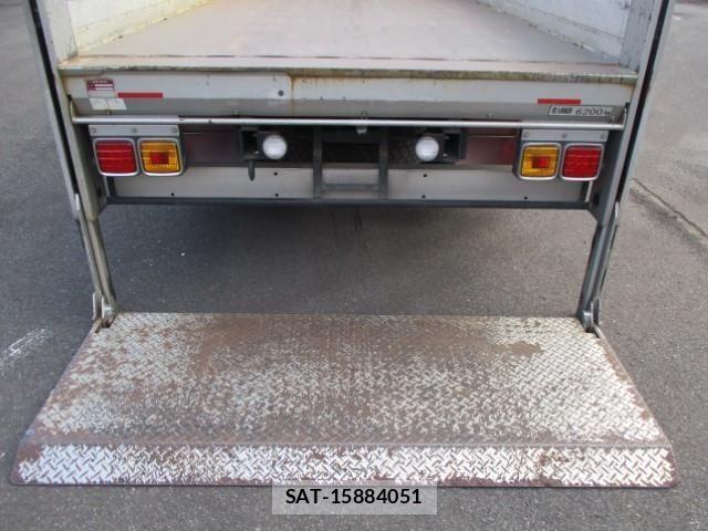 Isuzu FORWARD 2016-07 4942826-8