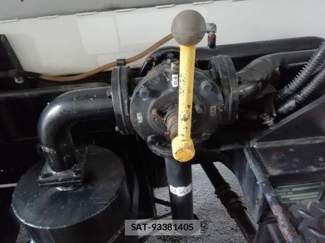 Isuzu FORWARD 2011-07 4942787-16