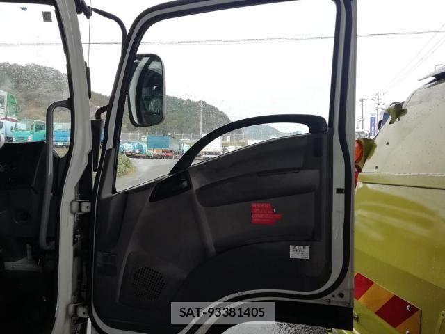 Isuzu FORWARD 2011-07 4942787-27