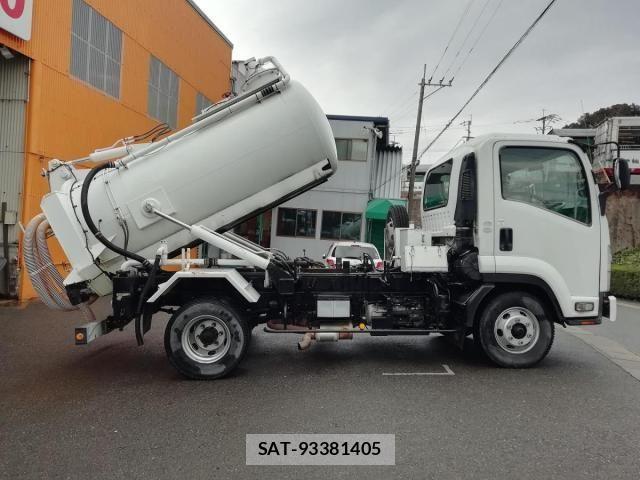 Isuzu FORWARD 2011-07 4942787-3