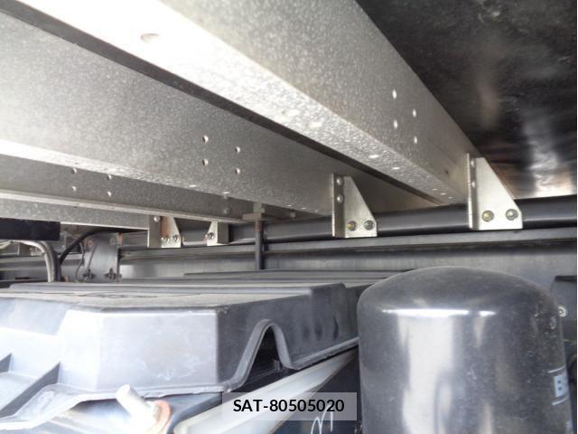 Isuzu FORWARD 2019-03 4942754-16