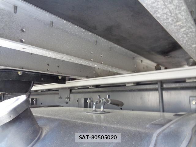 Isuzu FORWARD 2019-03 4942754-17