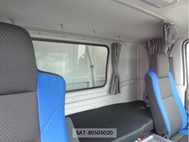 Isuzu FORWARD 2019-03 4942754-20