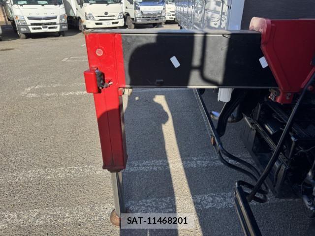 Isuzu FORWARD 2019-12 4942775-15