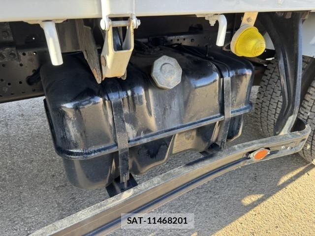 Isuzu FORWARD 2019-12 4942775-27