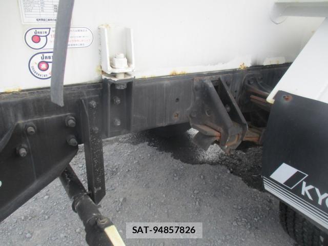 Isuzu FORWARD 2006-03 4942909-21