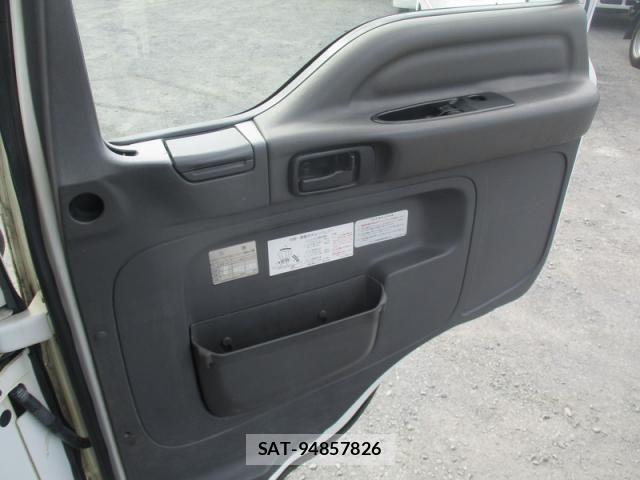 Isuzu FORWARD 2006-03 4942909-27