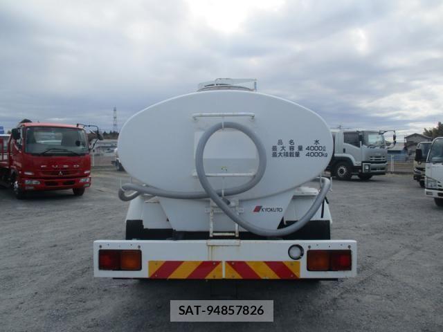 Isuzu FORWARD 2006-03 4942909-8