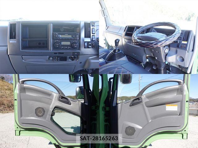 Isuzu FORWARD 2016-08 5868055-25