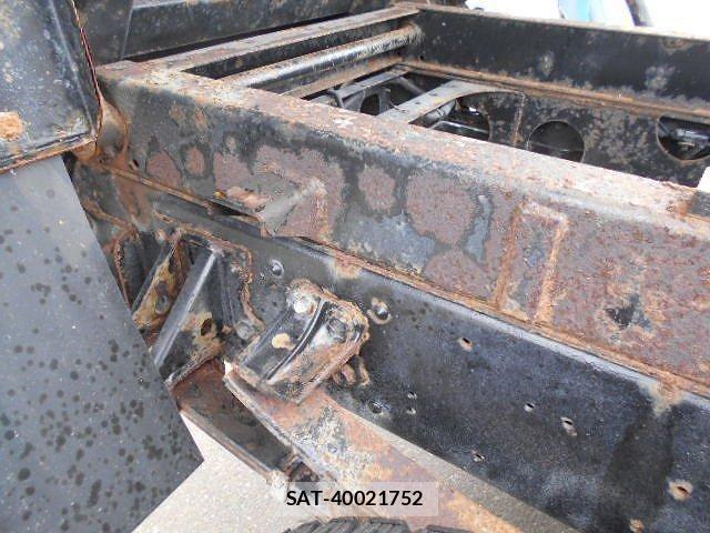 Isuzu FORWARD 2004-05 5868027-16