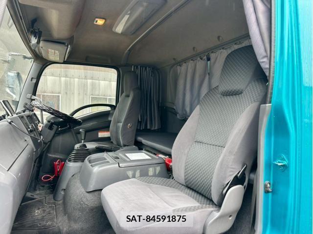 Isuzu FORWARD 2017-01 5868015-19
