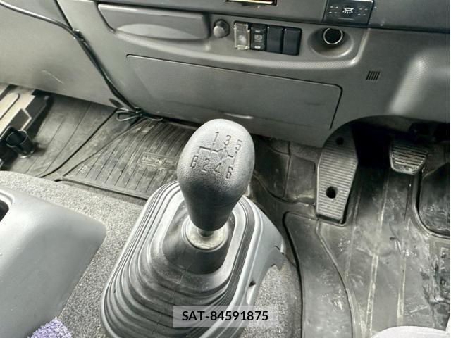 Isuzu FORWARD 2017-01 5868015-20