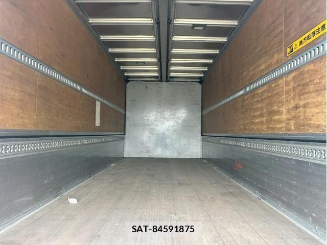 Isuzu FORWARD 2017-01 5868015-7