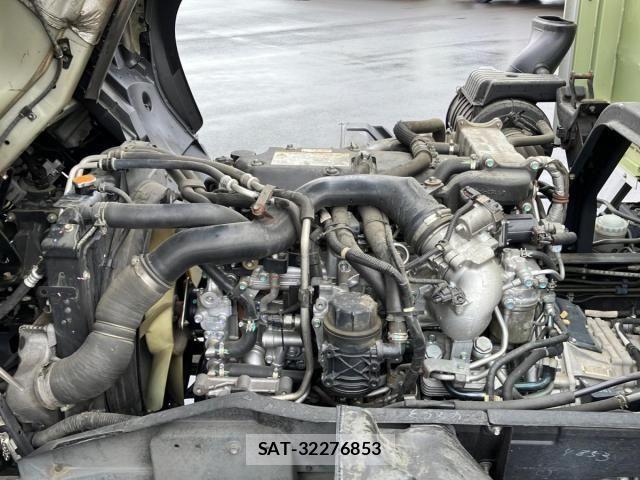 Isuzu FORWARD 2016-03 5868056-18