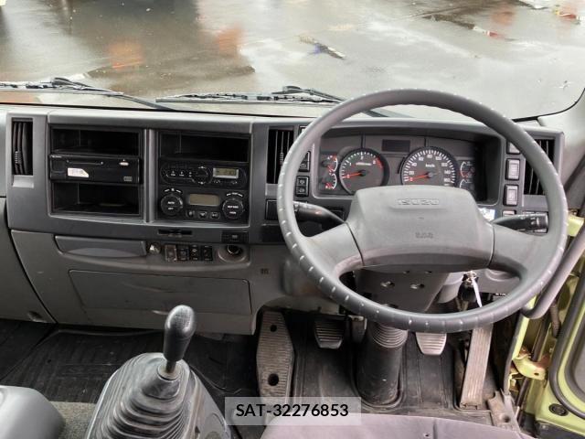 Isuzu FORWARD 2016-03 5868056-22