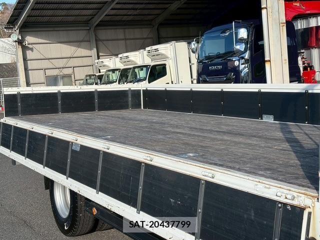 Isuzu FORWARD 2023-06 5867981-9