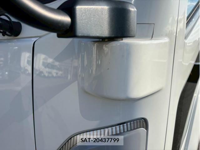 Isuzu FORWARD 2023-06 5867981-20