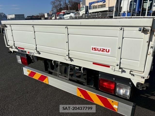 Isuzu FORWARD 2023-06 5867981-4