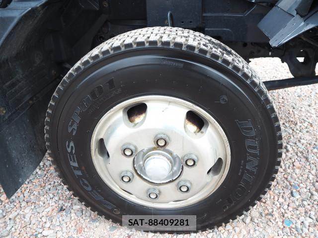 Isuzu FORWARD 2007-09 5868035-9