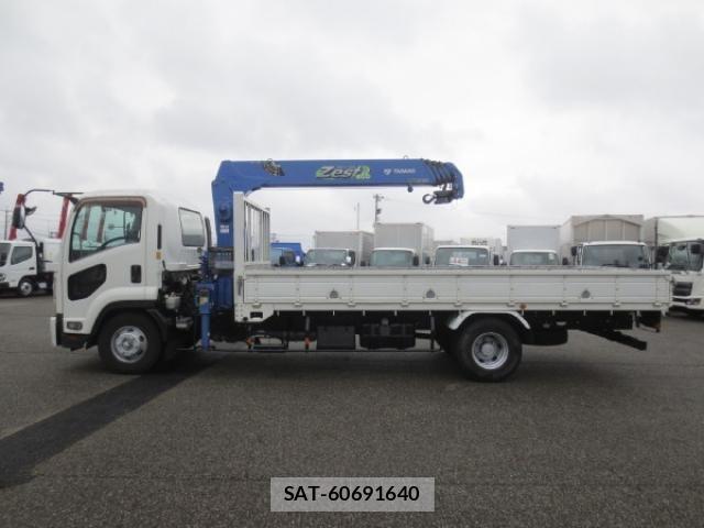 Isuzu FORWARD 2016-01 5868000-8