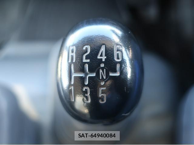 Isuzu FORWARD 2013-03 5868025-16