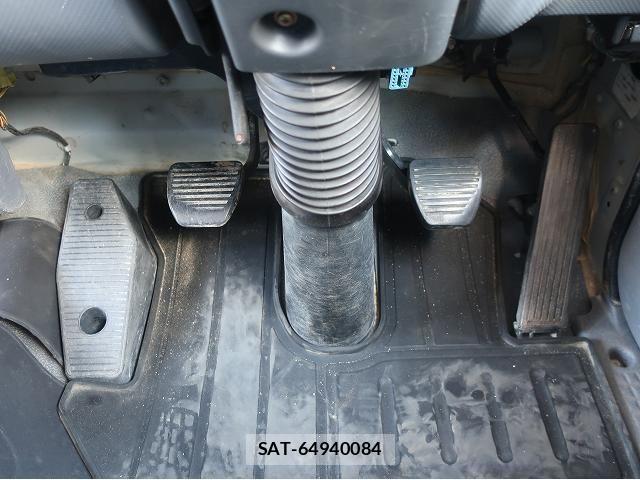 Isuzu FORWARD 2013-03 5868025-19