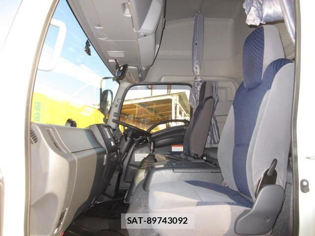 Isuzu FORWARD 2023-05 5867975-27