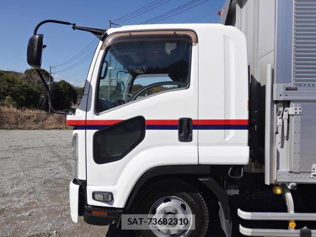 Isuzu FORWARD 2015-06 5868061-12