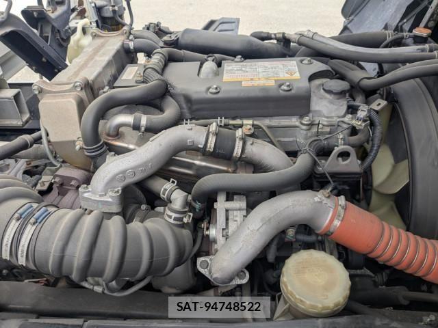 Isuzu FORWARD 2014-09 5868023-26