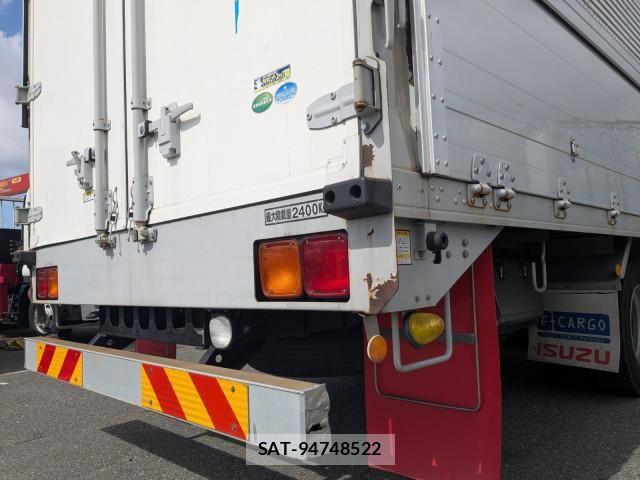 Isuzu FORWARD 2014-09 5868023-7