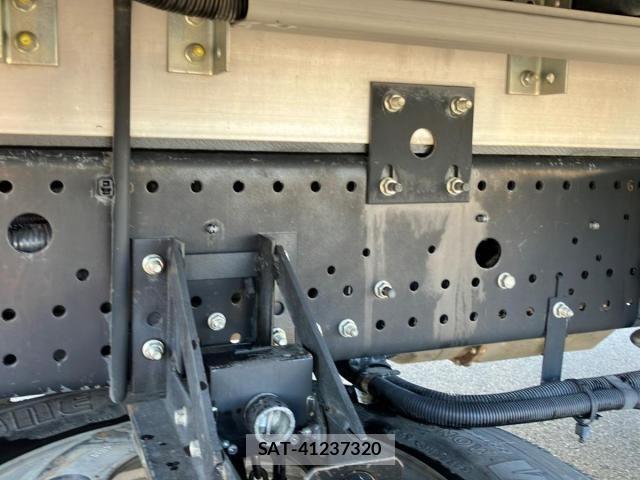 Isuzu FORWARD 2021-03 5867993-15