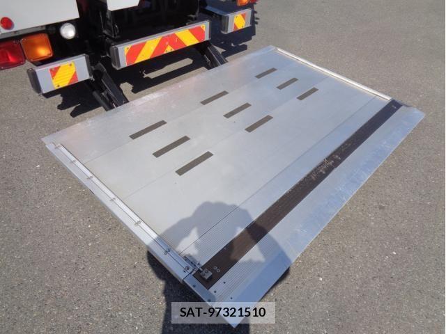 Isuzu FORWARD 2020-08 5867994-10