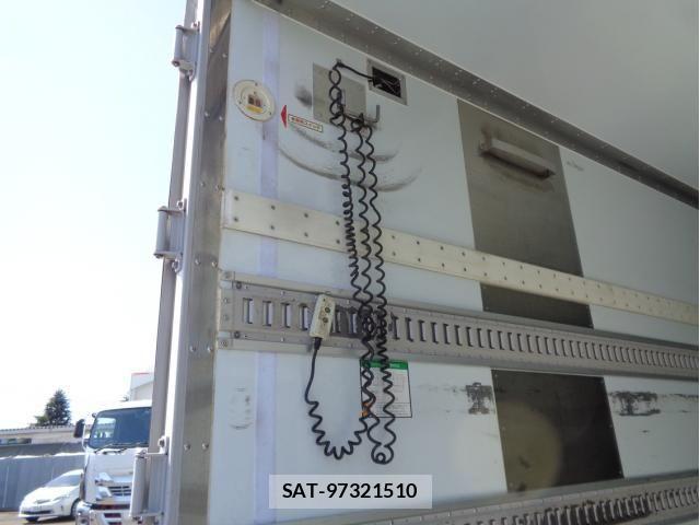 Isuzu FORWARD 2020-08 5867994-6