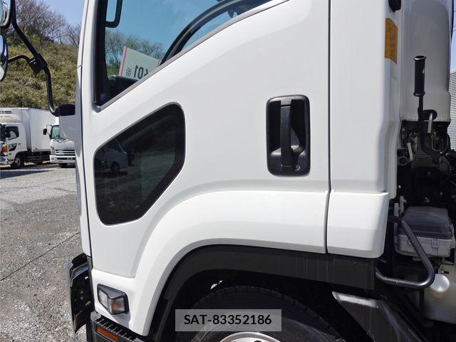 Isuzu FORWARD 2020-06 6006613-11