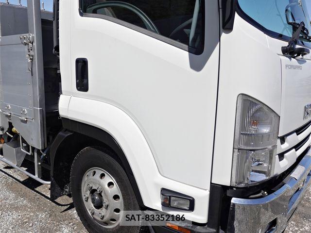 Isuzu FORWARD 2020-06 6006613-4