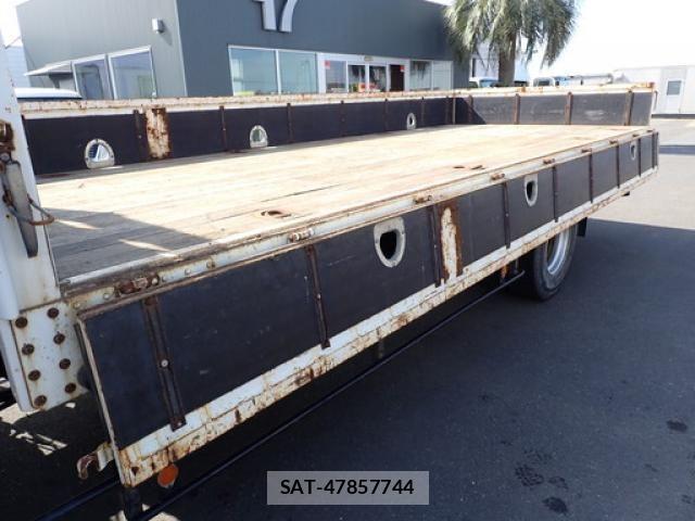 Isuzu FORWARD 2018-08 6006545-28