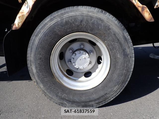 Isuzu FORWARD 2013-05 6006589-22