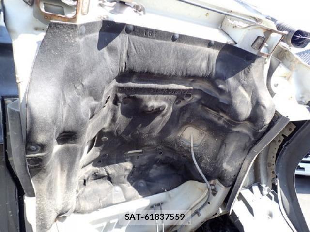 Isuzu FORWARD 2013-05 6006589-25