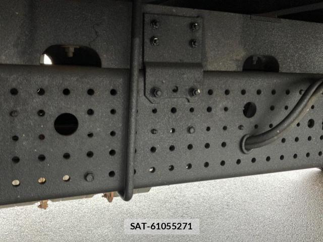Isuzu FORWARD 2024-06 6006427-13