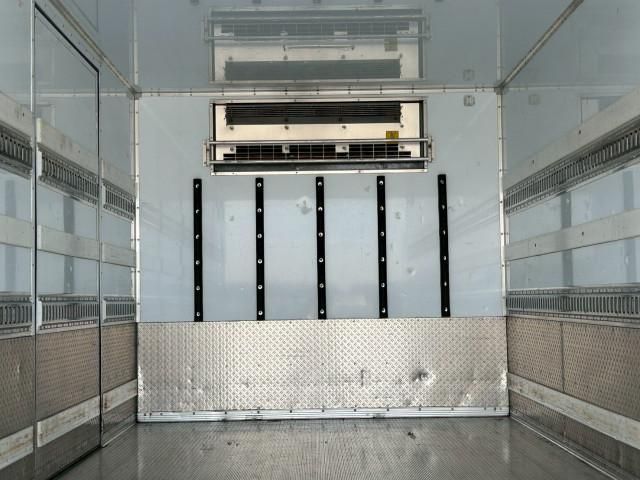 Isuzu FORWARD 2019-01 6050445-16