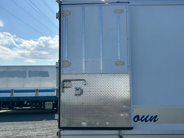 Isuzu FORWARD 2019-01 6050445-19