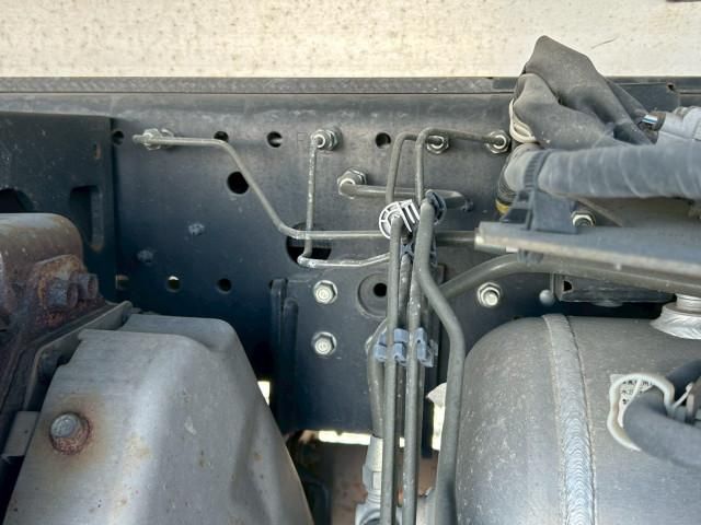 Isuzu FORWARD 2019-01 6050445-26