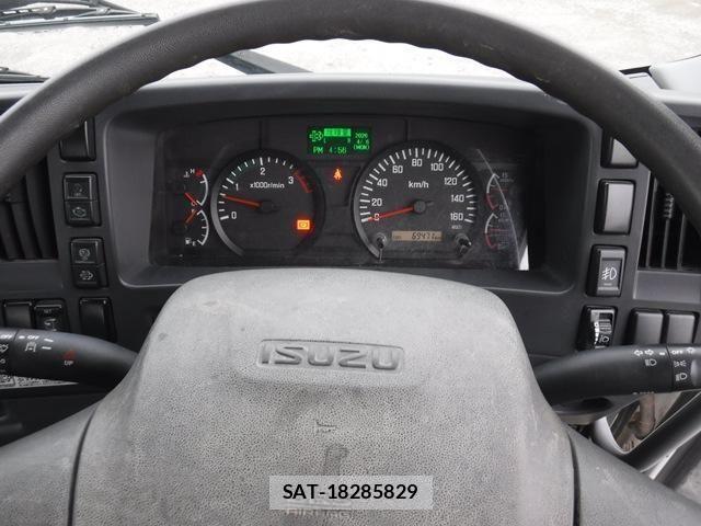 Isuzu FORWARD 2017-10 6214853-17