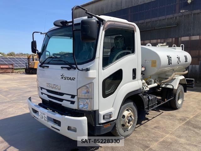 Isuzu FORWARD 2018-02 6214864-0
