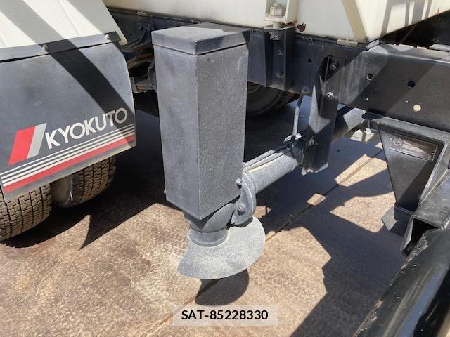 Isuzu FORWARD 2018-02 6214864-11
